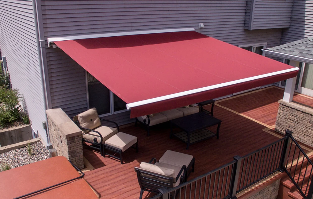 Image of a retractable awning on a Hillsboro home.